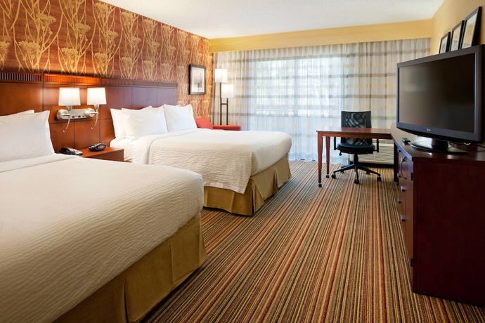 Imagen de la habitación del Hotel Courtyard by Marriott San Diego Sorrento Valley. Foto 10