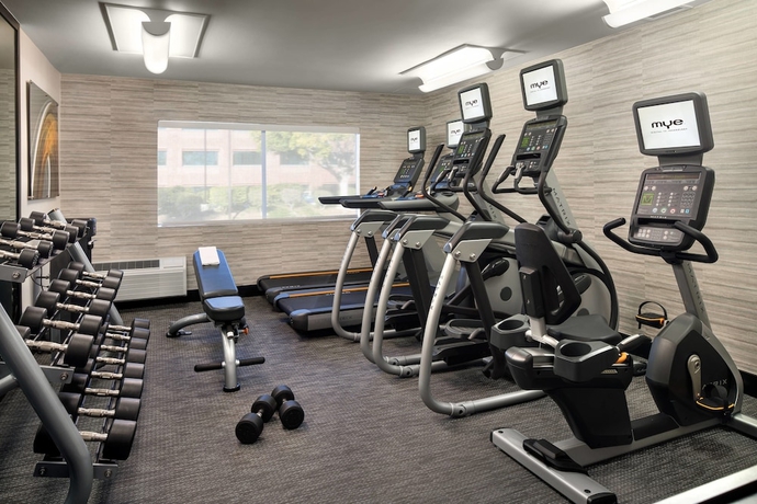 Imagen de los interiores del Hotel Courtyard by Marriott San Diego Sorrento Valley. Foto 17