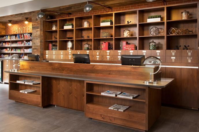 Imagen del bar/restaurante del Hotel Courtyard by Marriott San Jose Airport. Foto 2