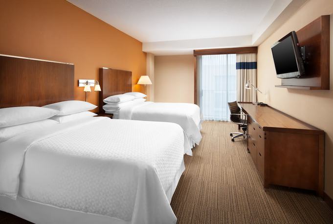 Imagen de la habitación del Hotel Courtyard by Marriott San Jose Airport. Foto 16