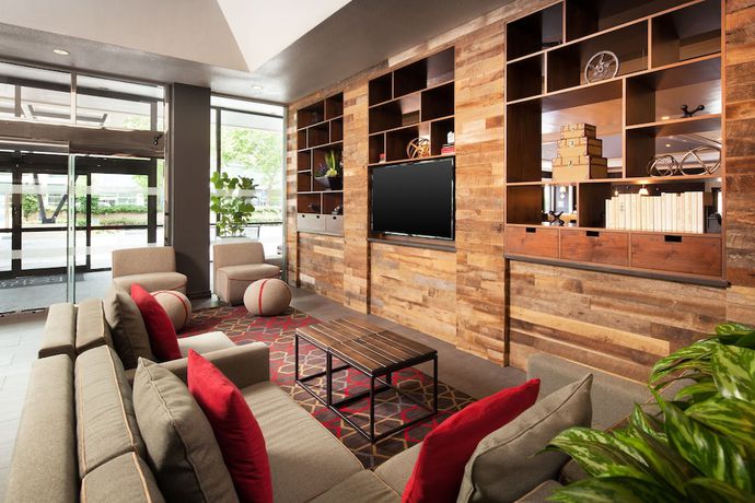 Imagen del bar/restaurante del Hotel Courtyard by Marriott San Jose Airport. Foto 5
