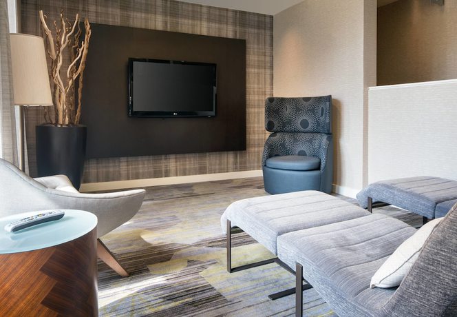 Imagen de la habitación del Hotel Courtyard by Marriott San Jose Cupertino. Foto 6