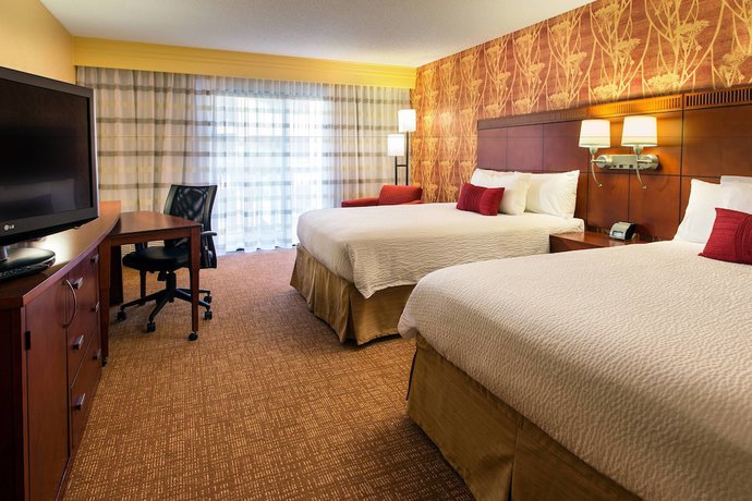 Imagen de la habitación del Hotel Courtyard by Marriott San Jose Cupertino. Foto 10