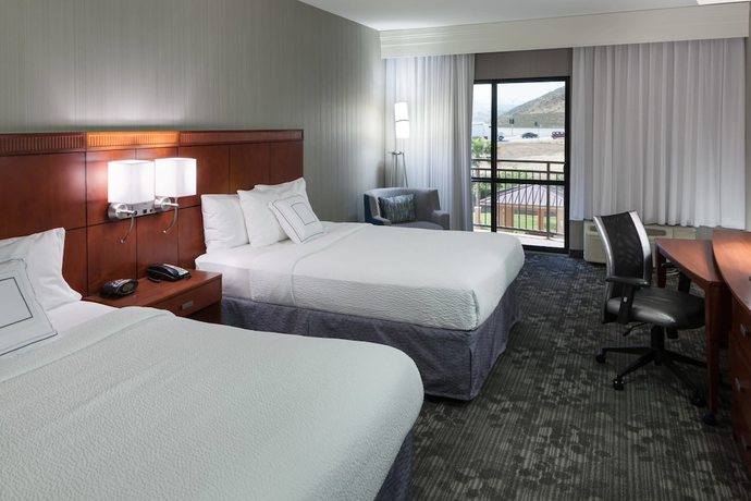 Imagen de la habitación del Hotel Courtyard by Marriott Santa Clarita Valencia. Foto 6