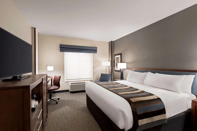 Imagen de la habitación del Hotel Courtyard by Marriott Seattle SeaTac Airport. Foto 13