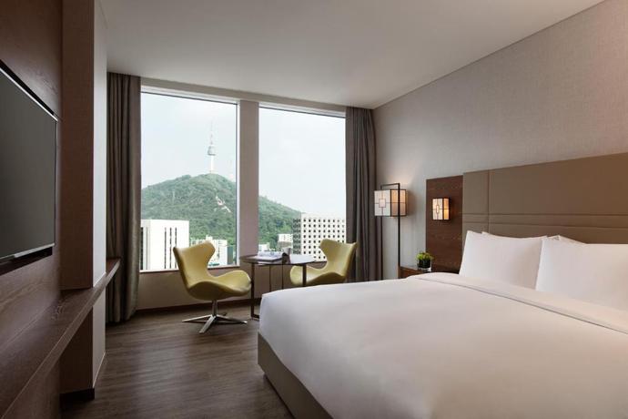 Imagen de la habitación del Hotel Courtyard by Marriott Seoul Myeongdong. Foto 4