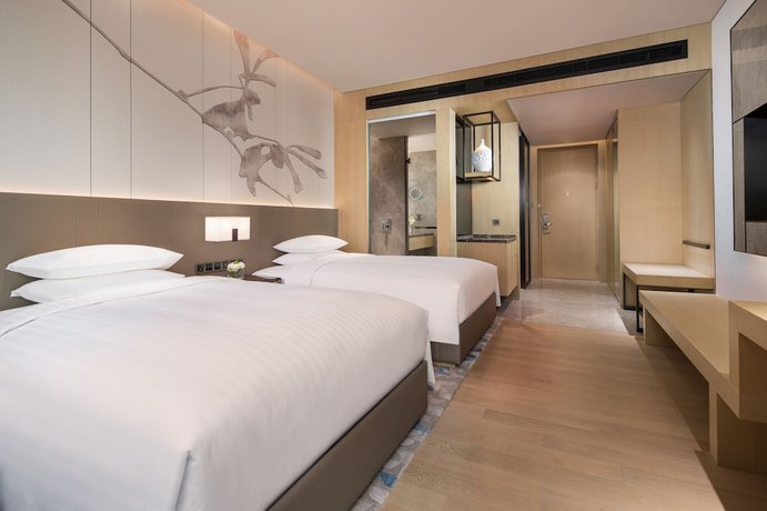 Imagen de la habitación del Hotel Courtyard by Marriott Shanghai Hongqiao. Foto 7