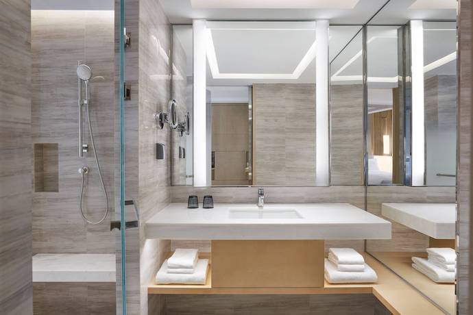 Imagen de la habitación del Hotel Courtyard by Marriott Shanghai Songjiang. Foto 5