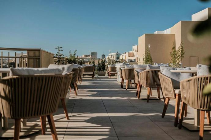 Imagen general del Hotel Courtyard by Marriott Sliema. Foto 17