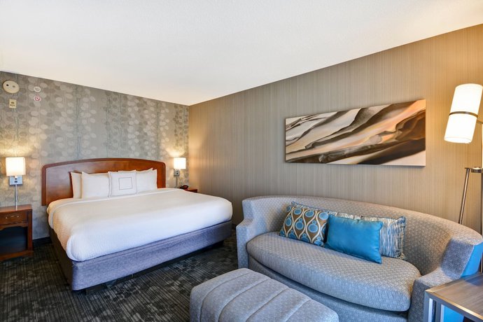 Imagen de la habitación del Hotel Courtyard by Marriott Springfield, Springfield. Foto 7