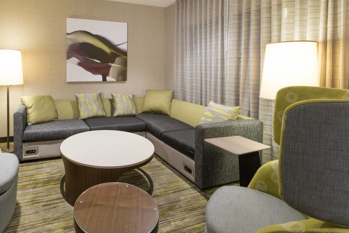 Imagen de los interiores del Hotel Courtyard by Marriott St. Augustine Beach. Foto 16