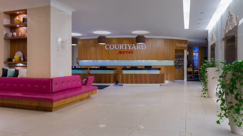 Imagen de los interiores del Hotel Courtyard by Marriott St. Petersburg Vasilievsky. Foto 10