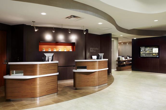 Imagen de los interiores del Hotel Courtyard by Marriott Tampa Oldsmar. Foto 7