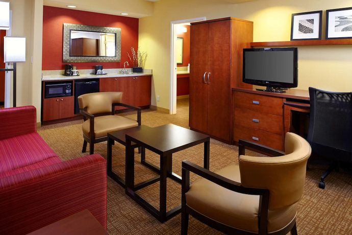 Imagen de la habitación del Hotel Courtyard by Marriott Tampa Oldsmar. Foto 5