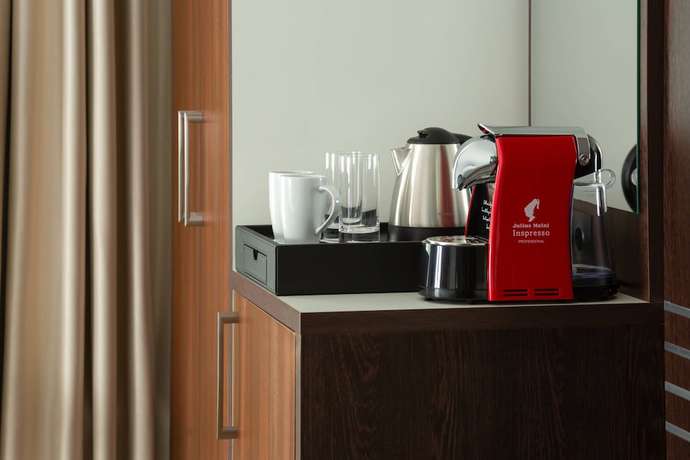 Imagen de la habitación del Hotel Courtyard by Marriott Tashkent. Foto 9