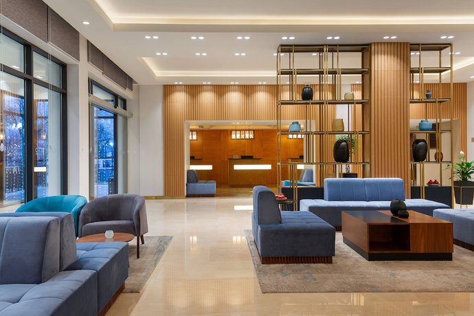 Imagen de los interiores del Hotel Courtyard by Marriott Tashkent. Foto 20