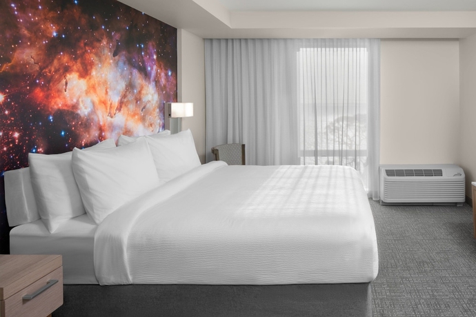 Imagen de la habitación del Hotel Courtyard by Marriott Titusville Kennedy Space Center. Foto 12