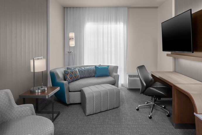 Imagen de la habitación del Hotel Courtyard by Marriott Titusville Kennedy Space Center. Foto 13