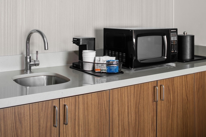 Imagen de la habitación del Hotel Courtyard by Marriott Titusville Kennedy Space Center. Foto 16