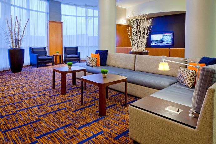 Imagen de los interiores del Hotel Courtyard by Marriott Toronto Markham. Foto 12