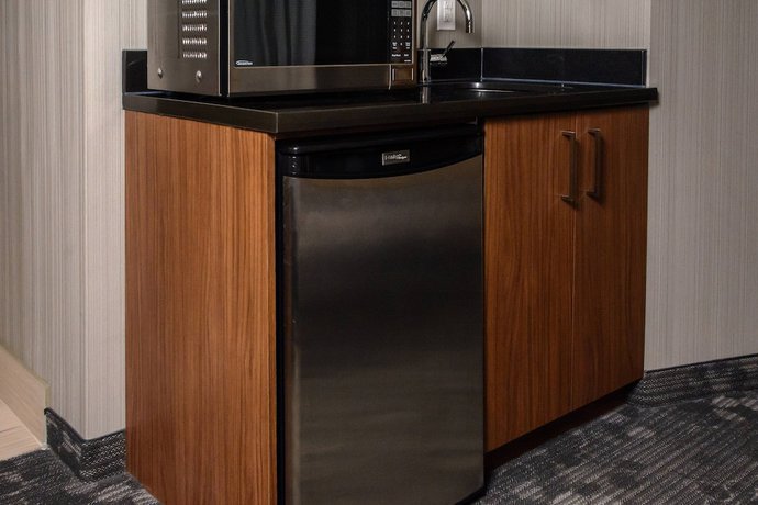Imagen de la habitación del Hotel Courtyard by Marriott Toronto Northeast/Markham. Foto 6