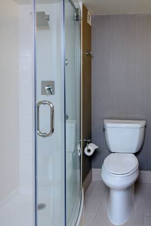 Imagen de la habitación del Hotel Courtyard by Marriott Toronto Northeast/Markham. Foto 8