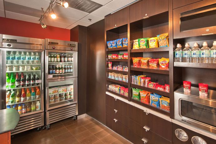 Imagen de los interiores del Hotel Courtyard by Marriott Washington Dulles Airport Chantilly. Foto 20