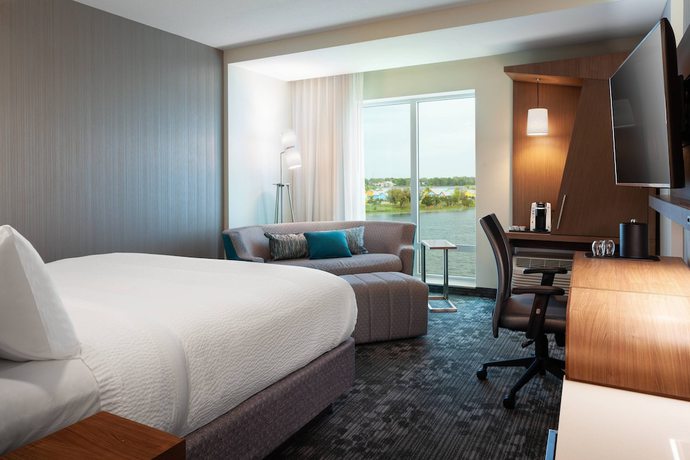 Imagen de la habitación del Hotel Courtyard by Marriott Winter Haven. Foto 10