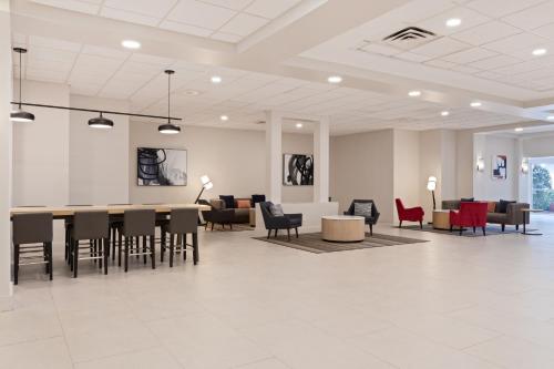 Imagen general del Hotel Courtyard by Marriott across Universal Orlando. Foto 2