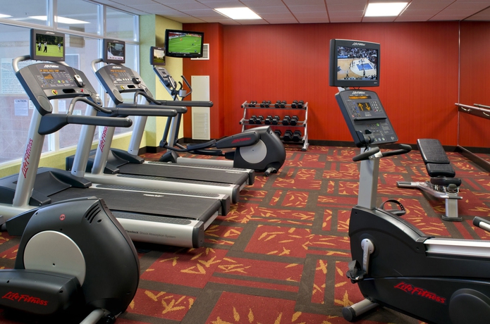 Imagen de los interiores del Hotel Courtyardby Marriottniagara Falls. Foto 13