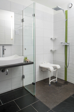 Imagen de la habitación del Hotel Couvent Du Franciscain. Foto 5