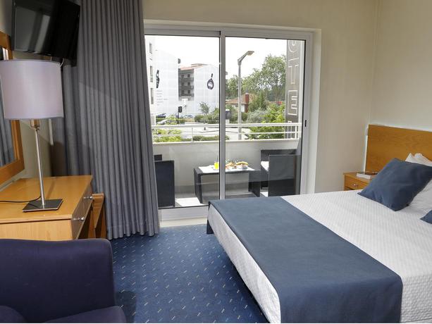 Imagen de la habitación del Hotel Cova Da Iria. Foto 7