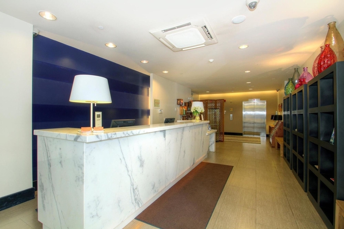 Imagen de los interiores del Hotel Cova. Foto 14