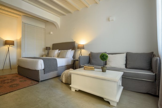 Imagen de la habitación del Hotel Cova Mykonos Suites. Foto 6