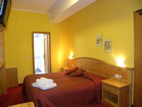 Imagen de la habitación del Hotel Cova, Pellizzano. Foto 5