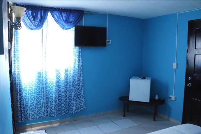 Imagen de la habitación del Hotel Covadonga, Ciudad de Panam&aacute;. Foto 8