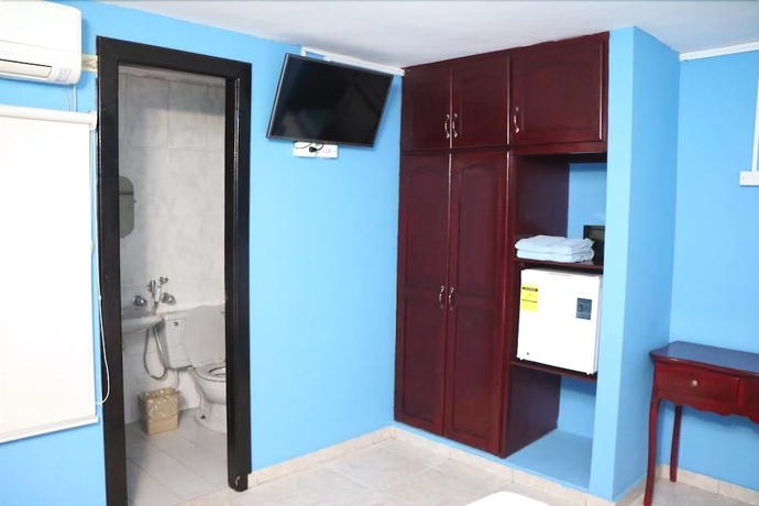 Imagen de la habitación del Hotel Covadonga, Ciudad de Panam&aacute;. Foto 9