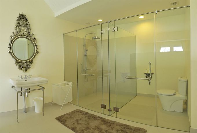 Imagen de la habitación del Hotel Cove 55. Foto 2