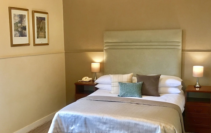 Imagen de la habitación del Hotel Cove Bay. Foto 8