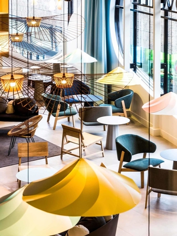 Imagen del bar/restaurante del Hotel Cove Centrum. Foto 5