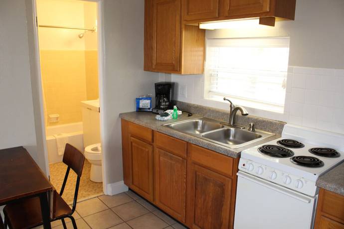 Imagen de la habitación del Hotel Cove Motel Oceanfront. Foto 18