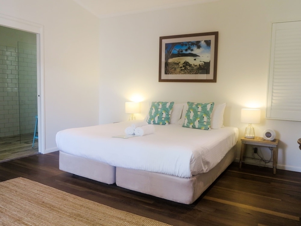 Imagen de la habitación del Hotel Cove Studios. Foto 2