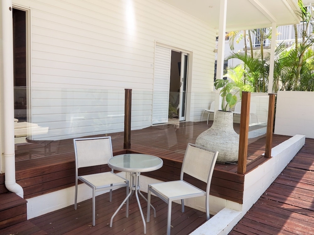 Imagen de los interiores del Hotel Cove Studios. Foto 18
