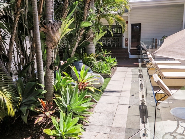 Imagen de los interiores del Hotel Cove Studios. Foto 19