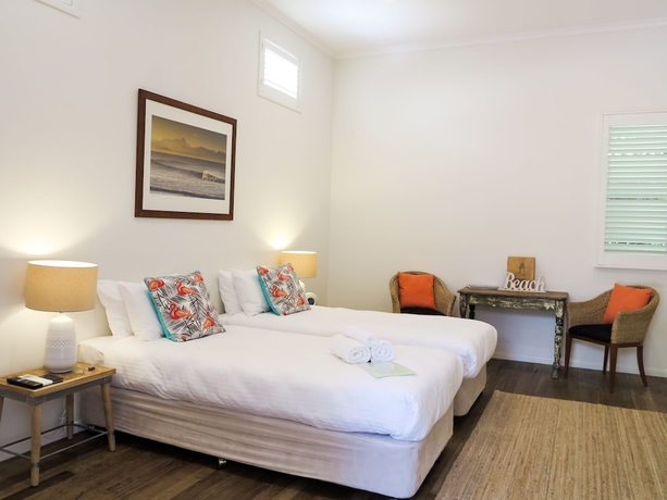 Imagen de la habitación del Hotel Cove Studios. Foto 11