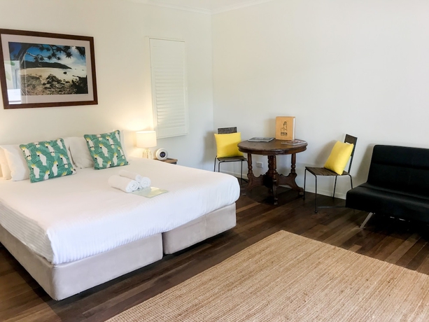 Imagen de la habitación del Hotel Cove Studios. Foto 13