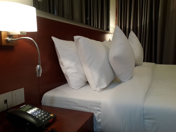 Imagen de la habitación del Hotel Coventina Lake Suites. Foto 6