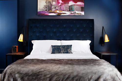 Imagen de la habitación del Hotel Covington Cincinnati Riverfront. Foto 3