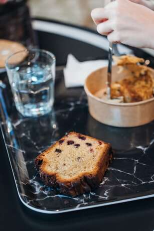 Imagen del bar/restaurante del Hotel Cowool Avignon. Foto 17