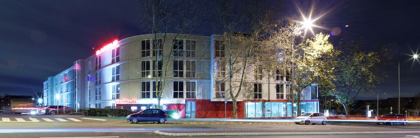 Imagen de los interiores del Hotel Cowool Cergy. Foto 12